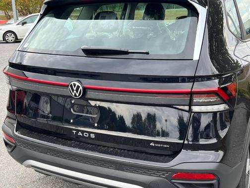 2025 Volkswagen Taos 1.5T S