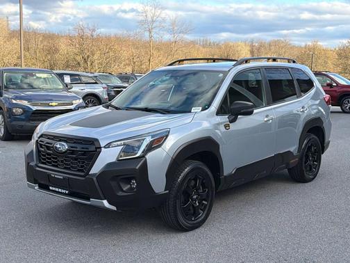 Ice Silver Metallic 2022 Subaru Forester Wilderness