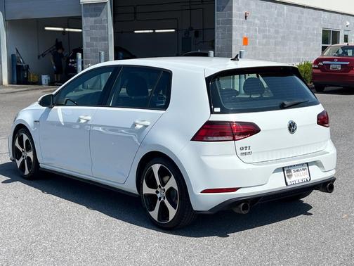 2018 Volkswagen Golf GTI 2.0T S 4-Door