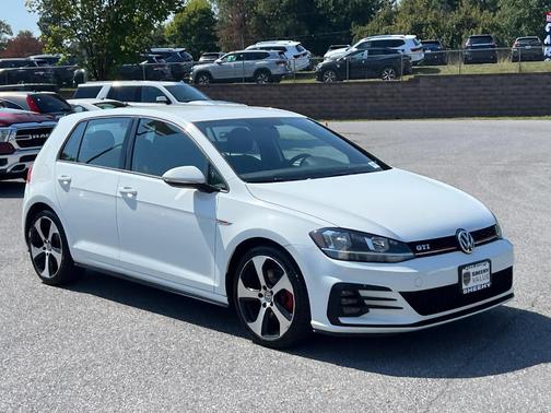2018 Volkswagen Golf GTI 2.0T S 4-Door