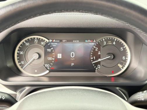 Santorini Black 2023 Land Rover Defender SE