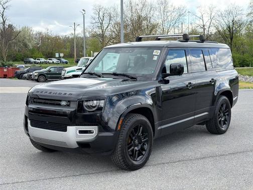 2023 Land Rover Defender SE