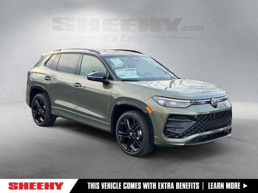 2026 Volkswagen Tiguan 2.0T SE R-Line Black