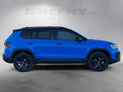 2025 Volkswagen Taos 1.5T SE Black