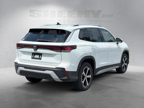 2025 Volkswagen Tiguan 2.0T SE