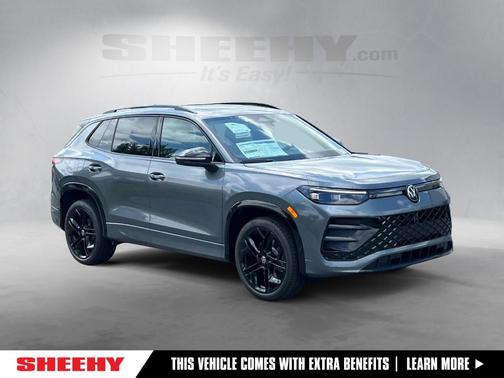 2025 Volkswagen Tiguan 2.0T SE R-Line Black