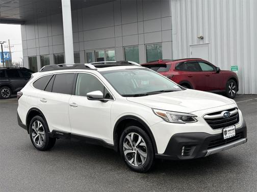 2022 Subaru Outback Touring XT