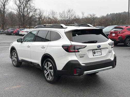 2022 Subaru Outback Touring XT