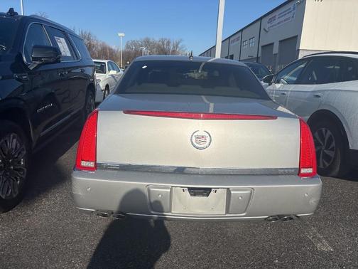 2006 Cadillac DTS 