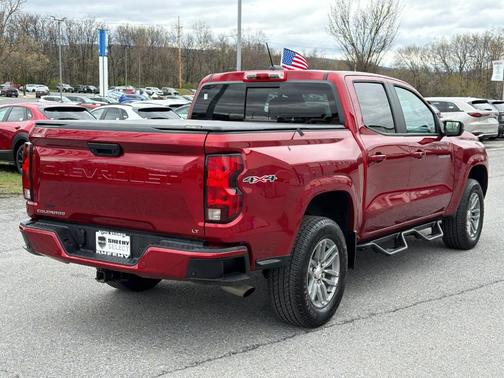 2024 Chevrolet Colorado LT