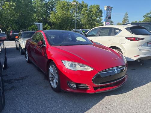 2015 Tesla Model S 70D