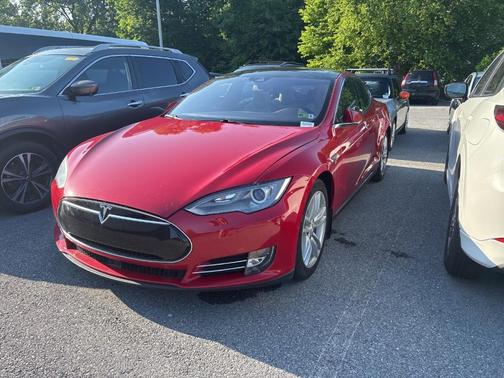 2015 Tesla Model S 70D