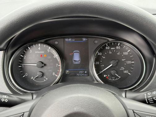 2022 Nissan Rogue Sport S