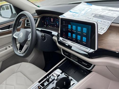 2026 Volkswagen Atlas 2.0T SE W/TECHNOLOGY