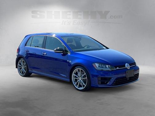 2017 Volkswagen Golf R 4-Door