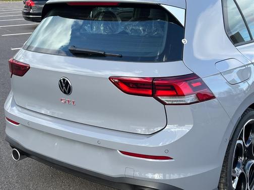 2026 Volkswagen Golf GTI AUTOBAHN