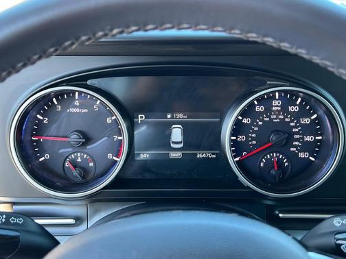 2023 Kia Carnival LX