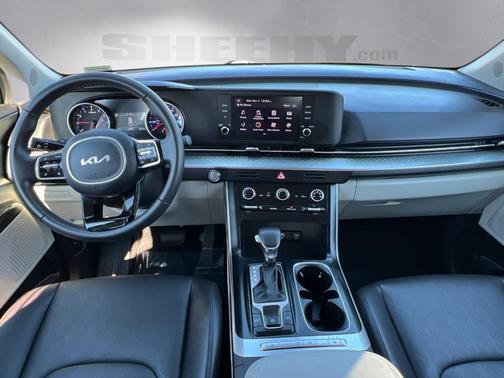 2023 Kia Carnival LX