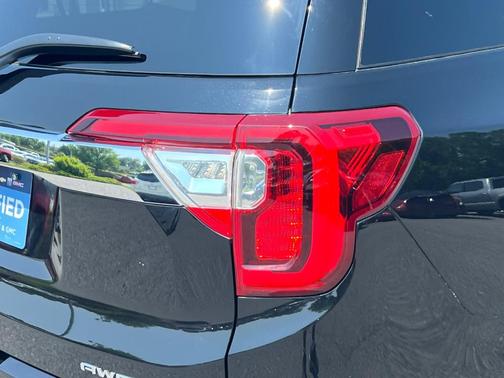 2021 GMC Acadia Denali