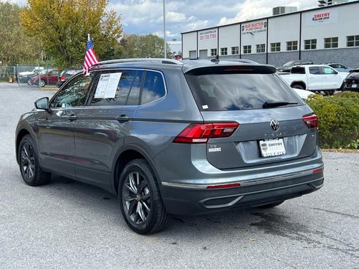 2022 Volkswagen Tiguan 2.0T SE