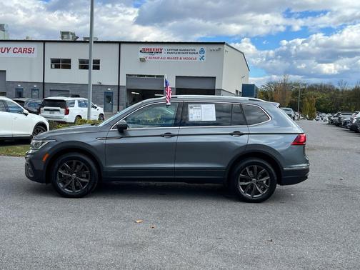2022 Volkswagen Tiguan 2.0T SE