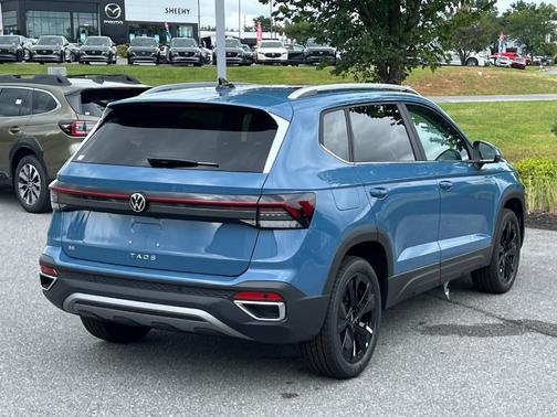 2025 Volkswagen Taos 1.5T SE
