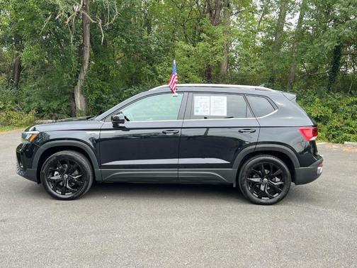 2022 Volkswagen Taos 1.5T SE