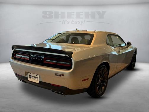 2022 Dodge Challenger R/T Scat Pack
