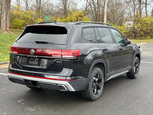 2026 Volkswagen Atlas PEAK EDITION
