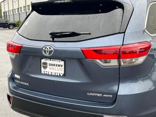 2018 Toyota Highlander Limited