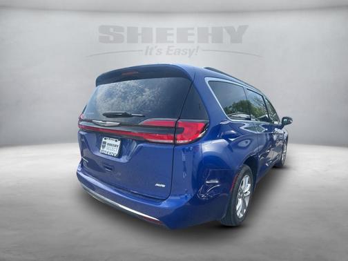 2021 Chrysler Pacifica Touring