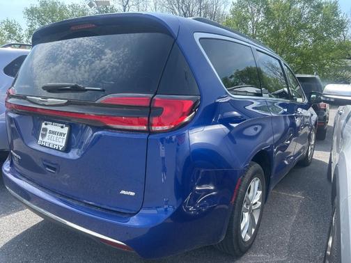 2021 Chrysler Pacifica Touring