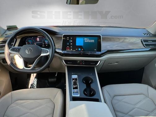 2025 Volkswagen Atlas 2.0T SE