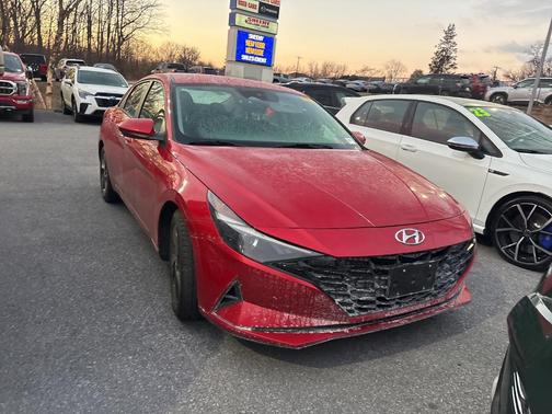 2021 Hyundai ELANTRA SEL