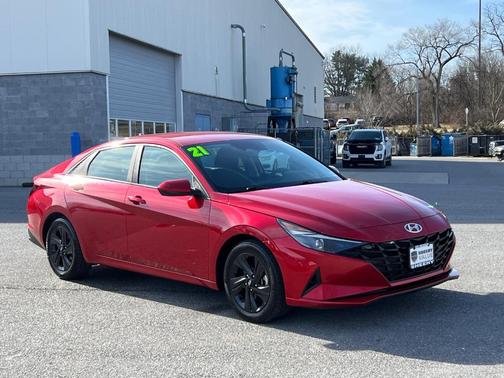 2021 Hyundai ELANTRA SEL