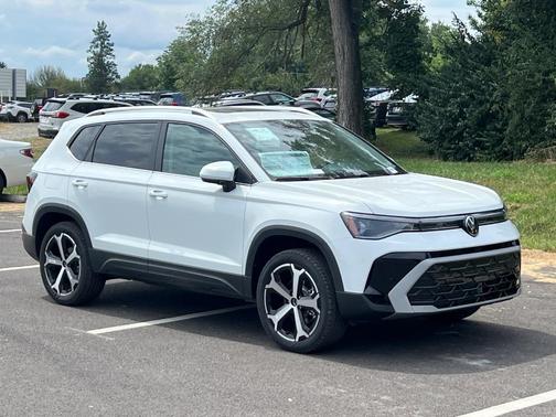 2025 Volkswagen Taos 1.5T SEL