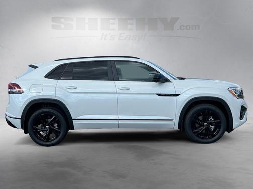 2026 Volkswagen Atlas Cross Sport 2.0T SEL R-Line Black