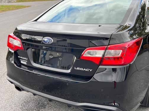 2018 Subaru Legacy 2.5i Limited