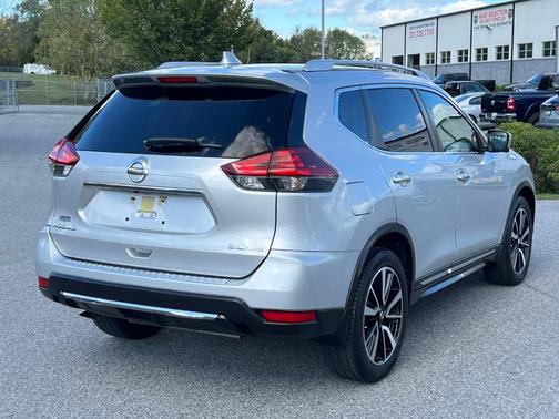 2018 Nissan Rogue SL