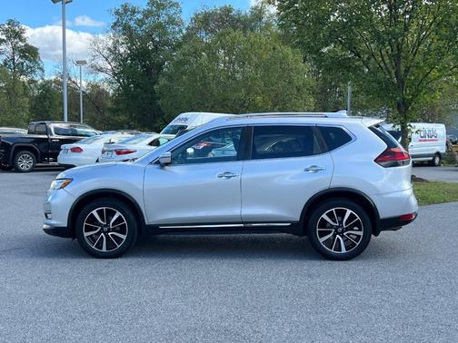 2018 Nissan Rogue SL