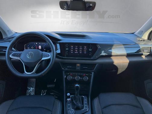 2024 Volkswagen Taos 1.5T SEL