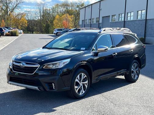 2022 Subaru Outback Touring
