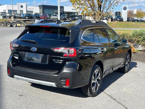2022 Subaru Outback Touring