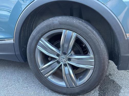 2019 Volkswagen Tiguan 2.0T SEL Premium