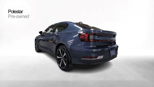 2022 Polestar 2 Long range Dual motor - AWD - Plus,Pilot