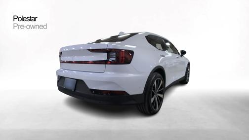 2022 Polestar 2 Long range Dual motor - AWD - Plus,Pilot