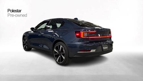 2022 Polestar 2 Long range Dual motor - AWD - Plus,Pilot