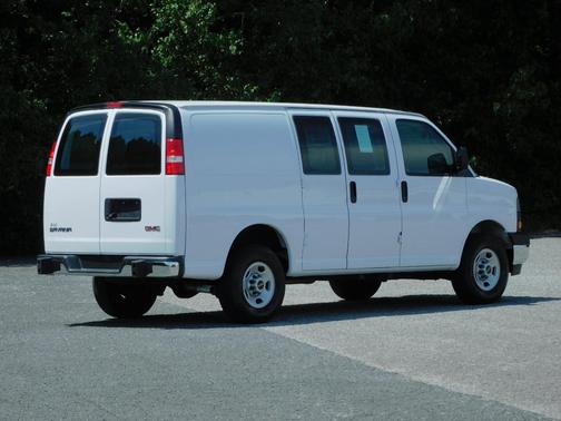 2023 GMC Savana 2500 Work Van
