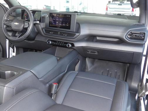 2024 Chevrolet Silverado EV WT