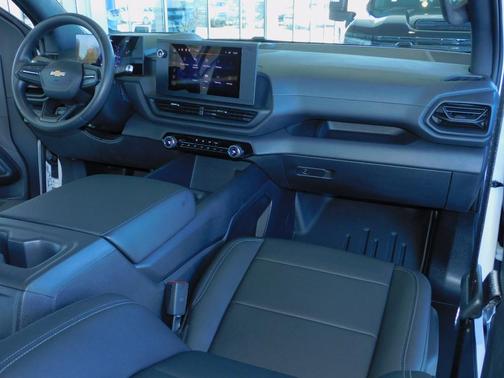 2024 Chevrolet Silverado EV WT